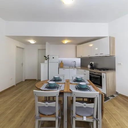 Apartment 23 With Free Private Parking Zadar Exterior photo