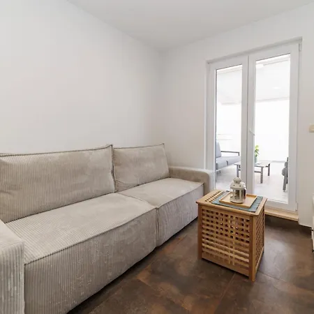 Apartments 23 And 25 With Free Private Parking Zadar Exterior photo