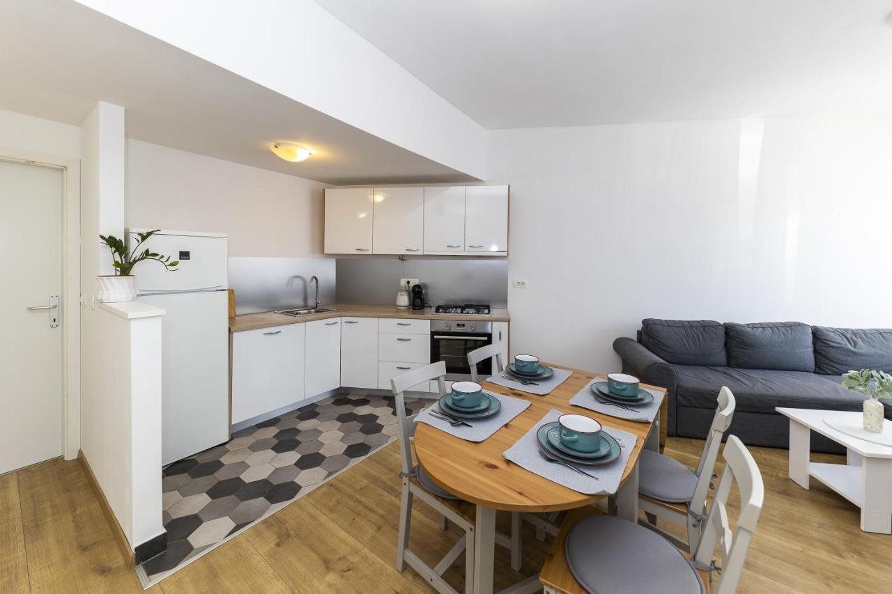 Apartment 23 With Free Private Parking Zadar