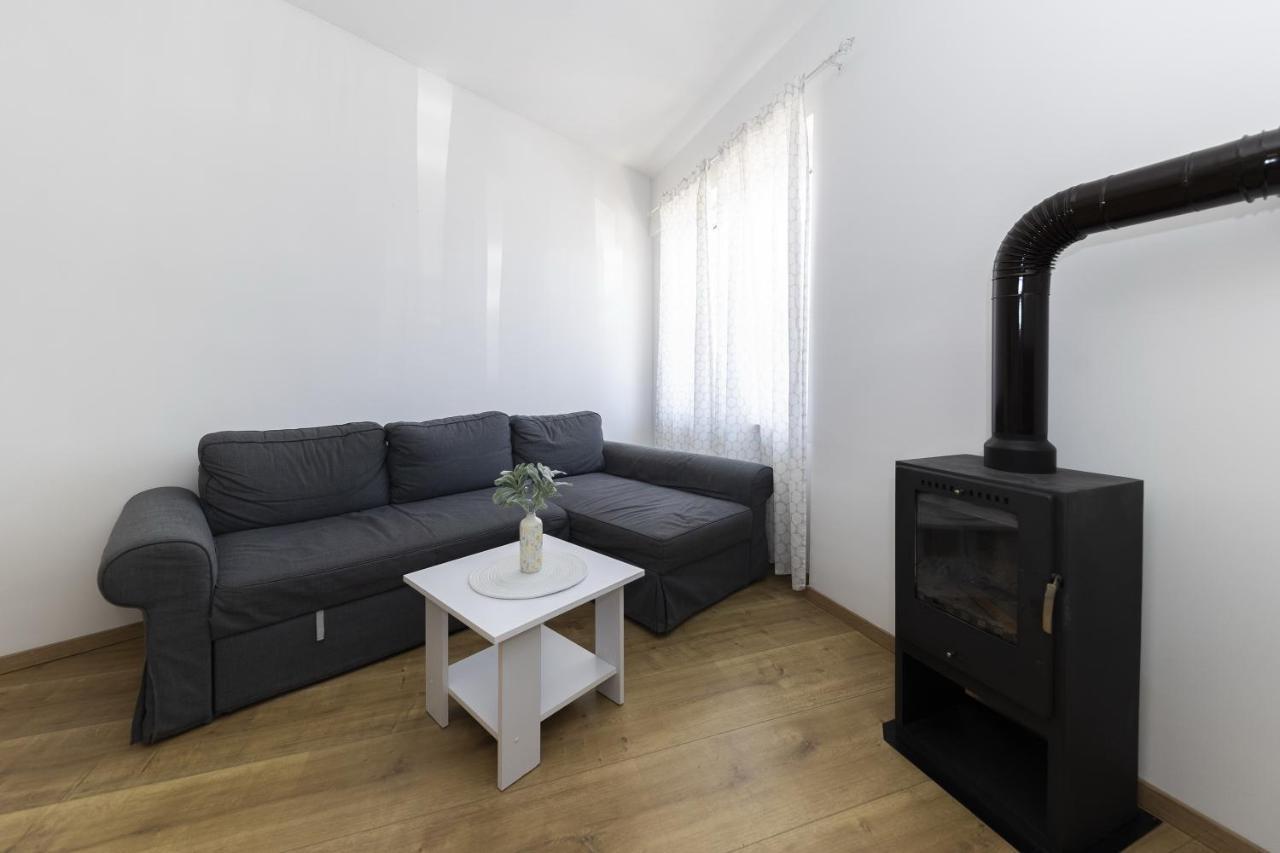 23 With Free Private Parking Apartment Zadar