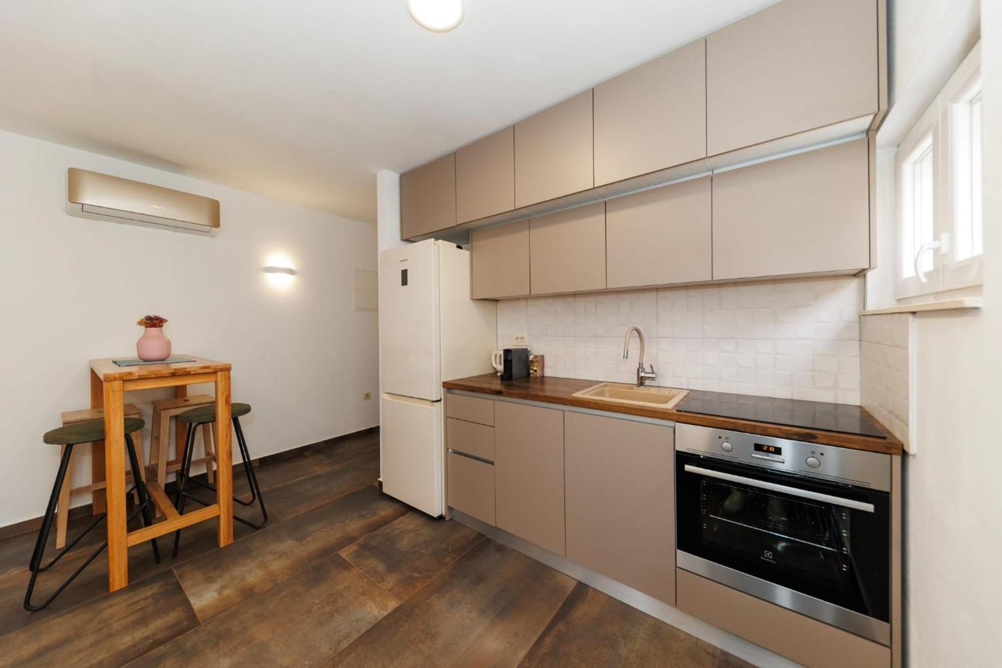 Appartement 23 And 25 With Free Private Parking Zadar